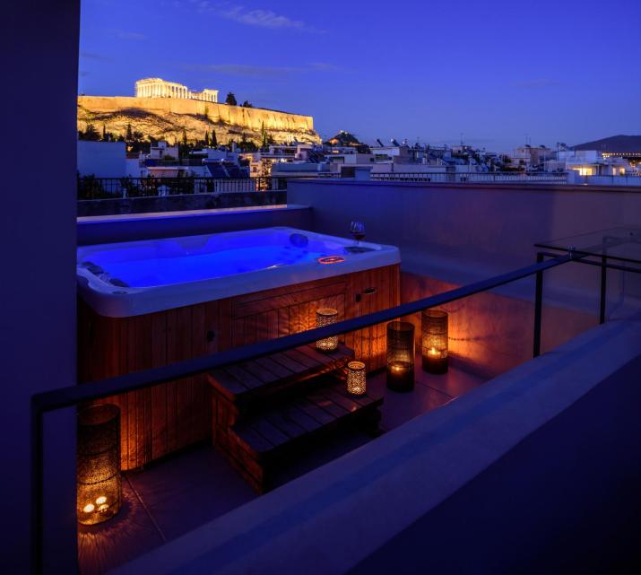 THIRAMENOUS RESIDENCE