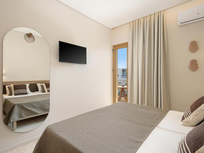 Esperides Beach Hotel Apartments