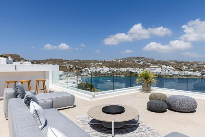 Villa Lilium II - Sanctuary overlooking Psarou Bay