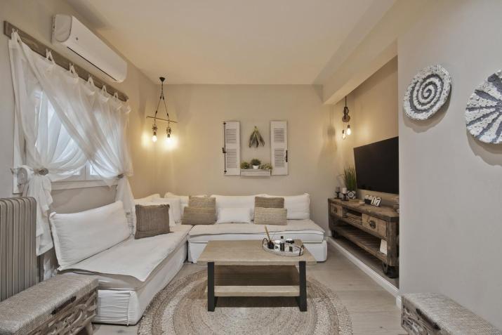 Stylish Apartment at Pagrati