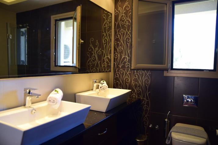Angelo Apartment 4