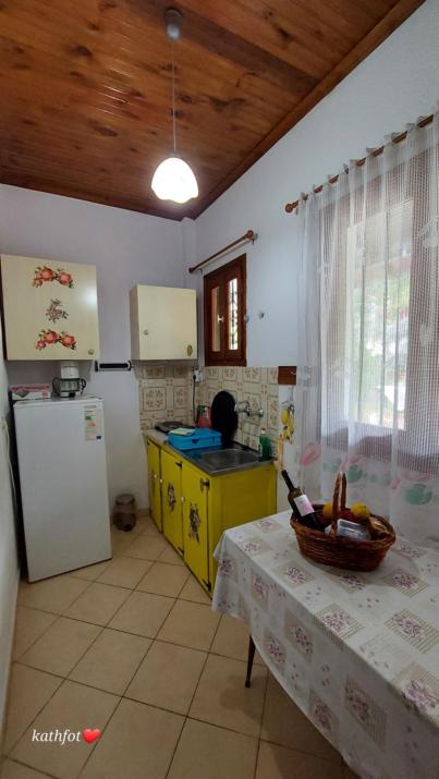 Katerina Fotopoulos Rooms & Apartments - Papanero com