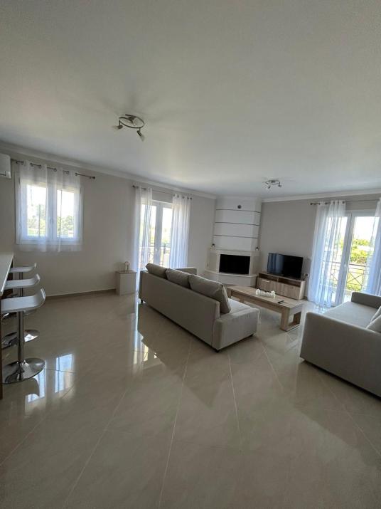 Tasos Cozy Apartment 1st Floor