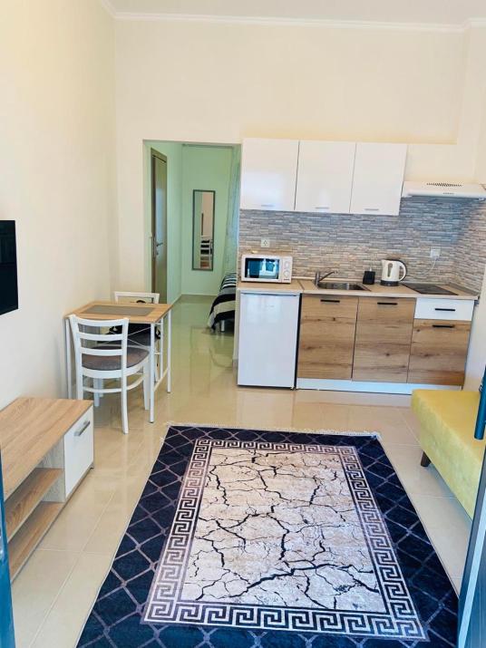 Ifos Apartments