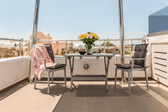 G & W Suites