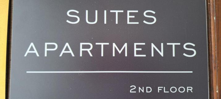 AURORA SUITE APARTMENT