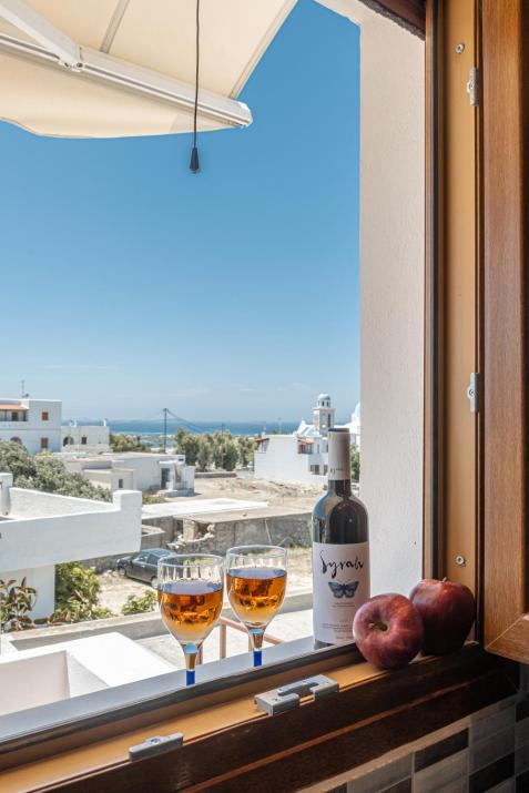 Naxian White House In Glinado