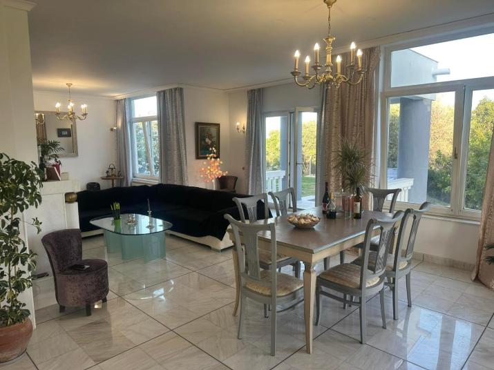 Serenade Luxury Villa