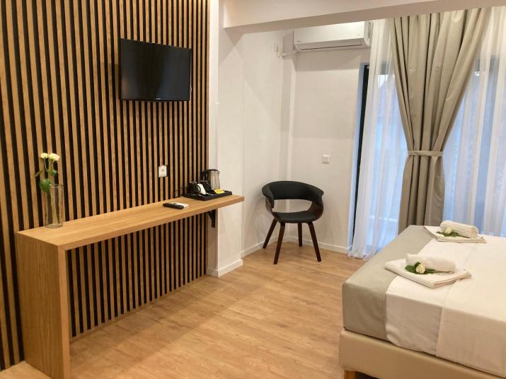 Ampoulos Rooms & Apartments
