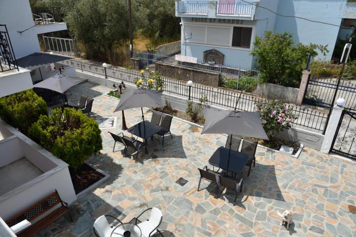 Anaxos Bay Rooms & Apartments