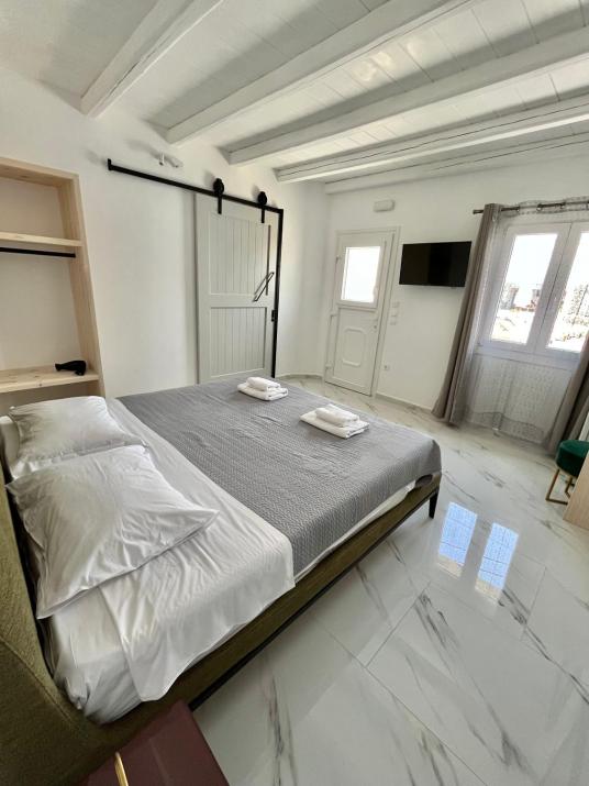 Casa Nostra Mykonos Boutique Rooms & Studios
