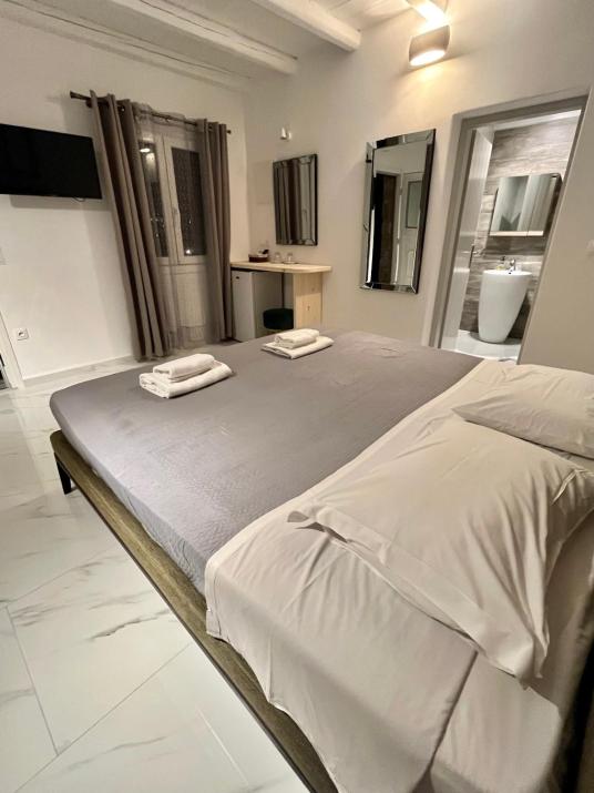 Casa Nostra Mykonos Boutique Rooms & Studios
