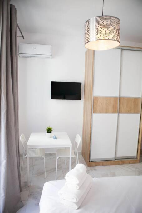 The Perfect Romantic Studio