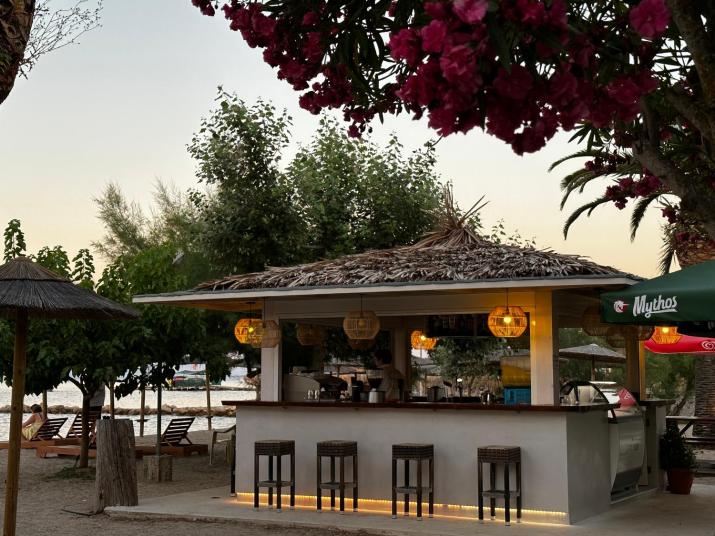 Three Stars Beach Hotel