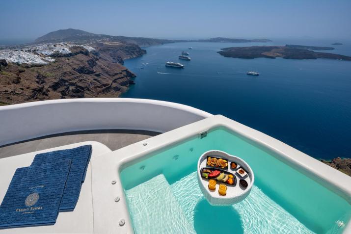 Eteoro Suites