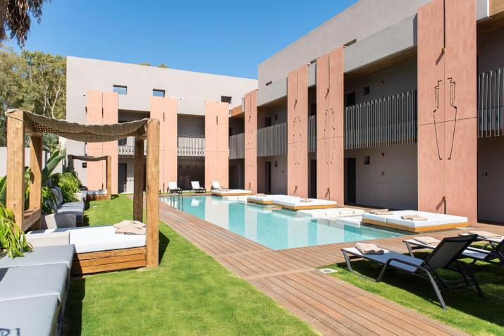 Pilot Amphora Boutique Hotel 