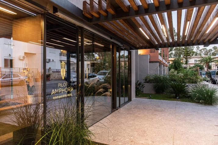 Pilot Amphora Boutique Hotel 