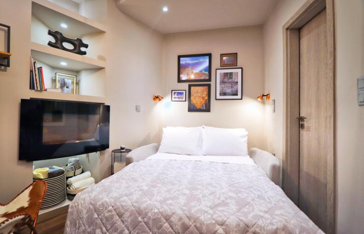 Modern Studio in Vibrant Kolonaki Area
