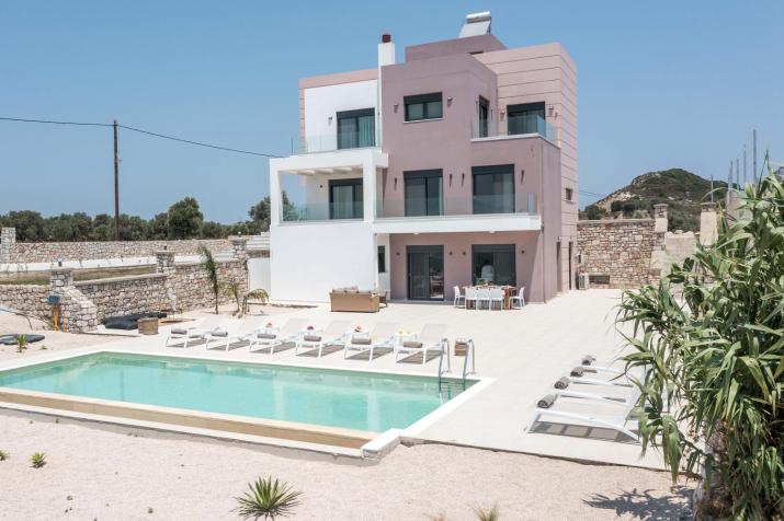 Villa Aurora