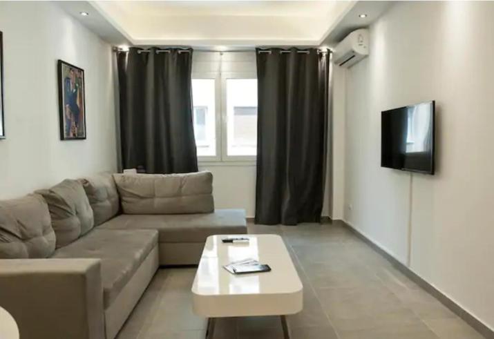 SYNTAGMA VOULIS STREET MODERN APARTMENT