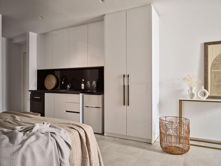 The Sall Suites Complex B - Iconic Sea Views, by ZanteWize
