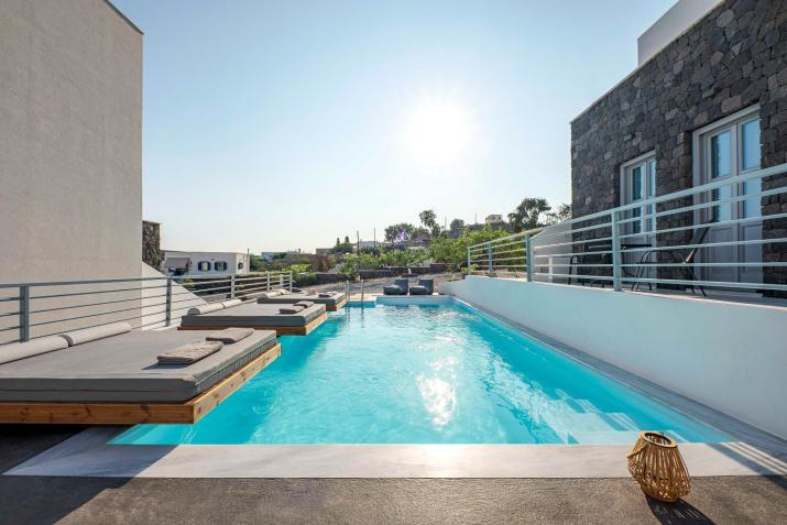 BlackStone Luxury Suites