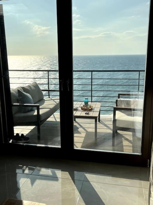 The Yacht House