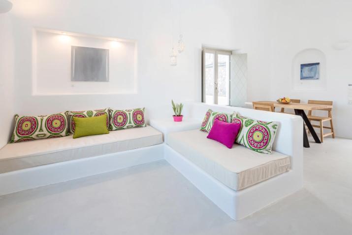 Skyfall Suites - Adults Only