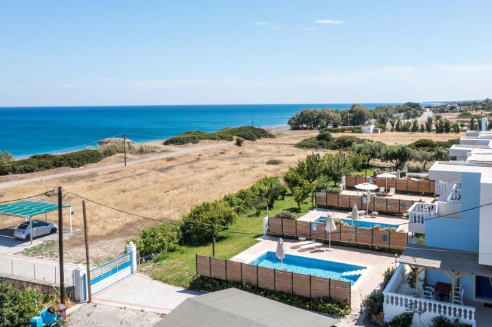 RITA MARE seafront villas