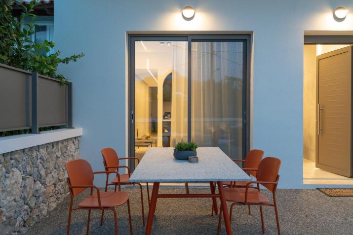 Domus Garden Apartments