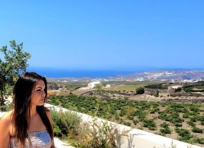 Vista Del Mar Santorini (sea view & hot tub jacuzzi)