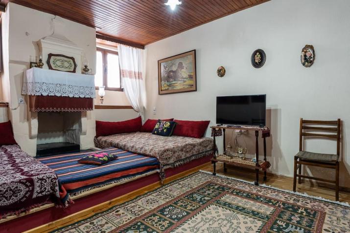 Monodendri Vintage House