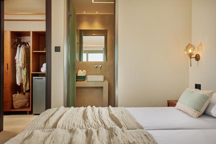 Letsos Hotel