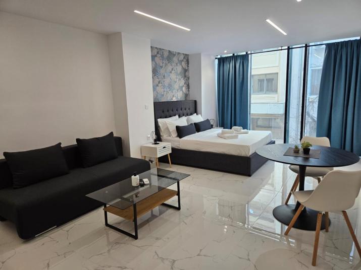 Nikis 20 Suites