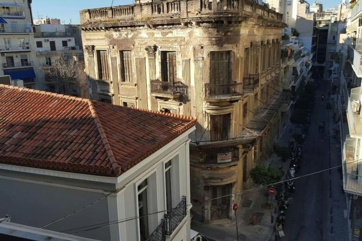 2BDR Boutique Full Apt in Plaka (BIG BALCONY)
