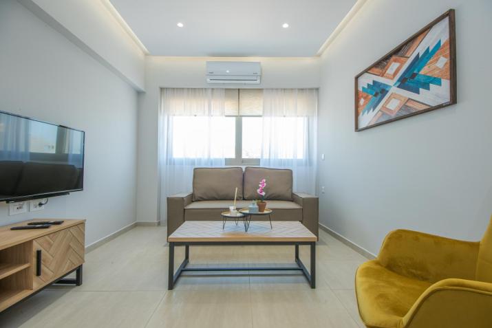 Mylos Luxury Apartment 4