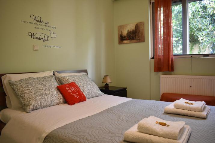 zoe's apartment Bright&Cozy