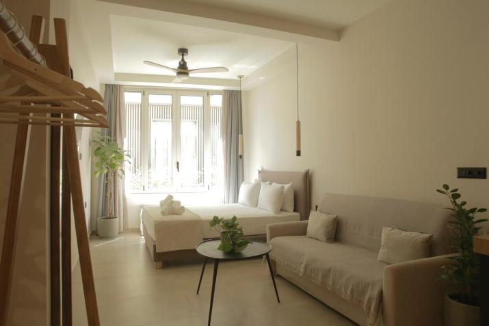 Living Stone Condo Hotel