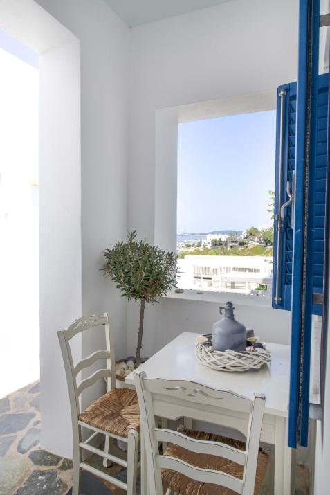 Alexandros Apartments