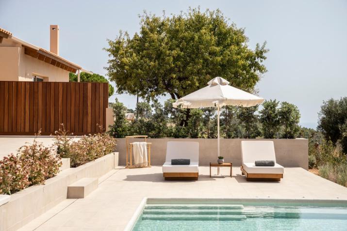 AVERTOSIA Luxury Villas