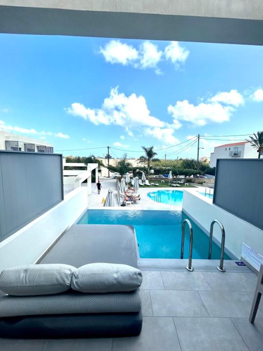 Selini Suites & Waterpark