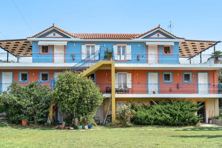 Spyros apartment