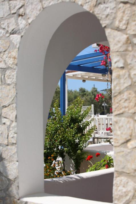 Paros Inn
