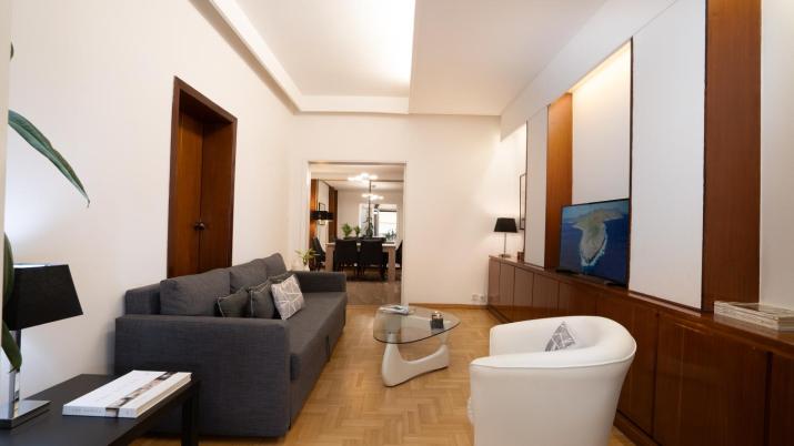Quiet City Center Apt on a Pedestrian Street