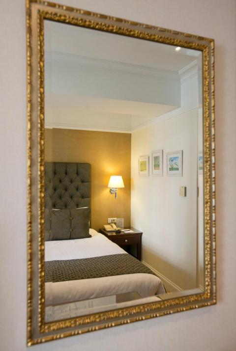 Hera Hotel