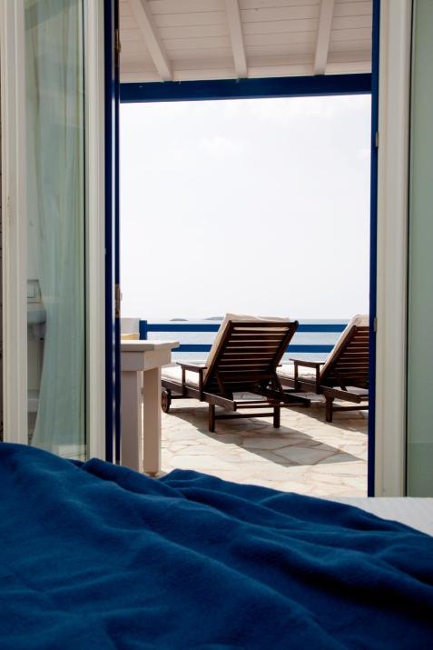Aura Paros