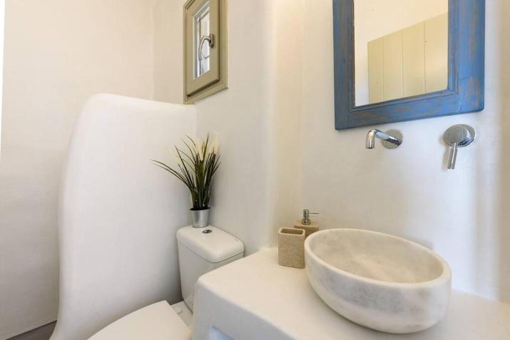 VILLA ATLAS in Santa Maria, Paros
