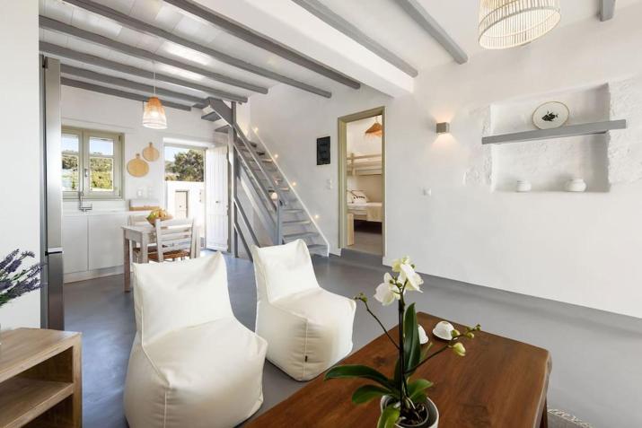 VILLA ATLAS in Santa Maria, Paros