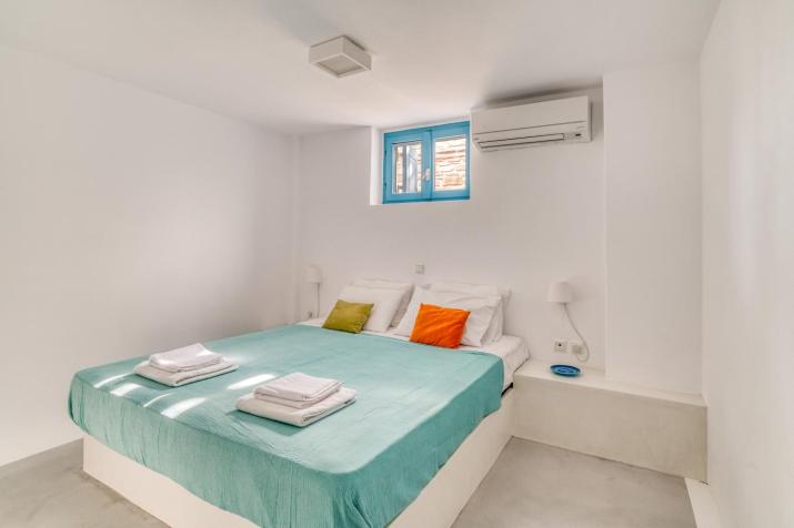 G&K Blue House on Agia Anargyroi Beach, Naousa