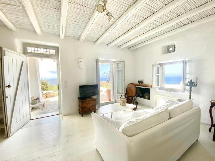 Petro’s Villa - Sarakiniko